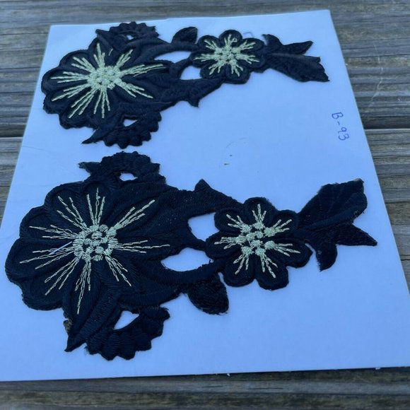 Black Embroidery Patch Iron On Flower Patches Set of 2 Craft Clothes Accessories - Picture 3 of 10